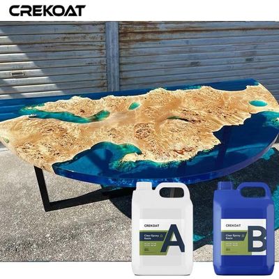 Profundo vertido Resina de colocación clara Creando profundidad y arte en cada pieza