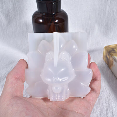 DIY crystal dropper mold, three-dimensional nine tailed fox platform decoration, silicone mold, spot wholesale