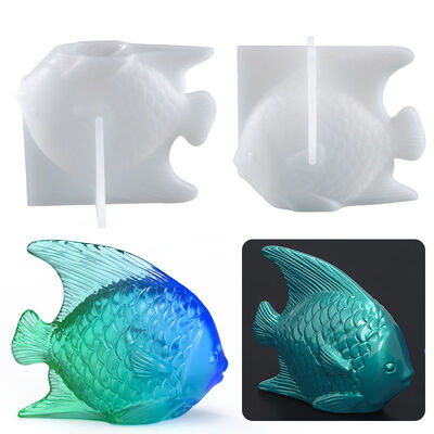 DIY crystal dropper resin grinding tool, three-dimensional flat goldfish table decoration, silicone mold wholesale