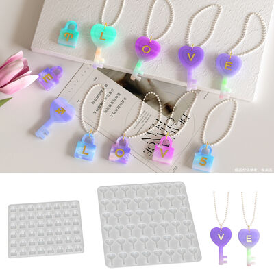 DIY Crystal Dropping Resin 26 English Love Key Lock Pendant Jewelry Bracelet Silicone Mold