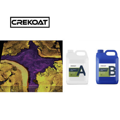 Resina epoxi de vidrio líquido polivalente arenada en el borde del río Resina epoxi de mesa