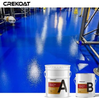 El solvente basó la capa de epoxy industrial del piso para las manchas concretas