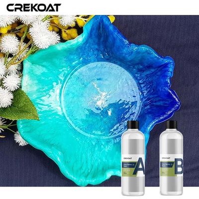 El río presenta la resina de epoxy clara para las ilustraciones de madera de las barras de los tableros de la mesa