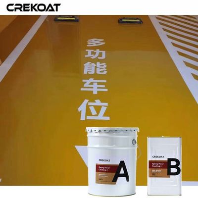 El revestimiento de piso epoxi antiderrapante de alto brillo crea un acabado espejo