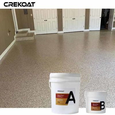 El revestimiento de suelo de hojuelas epoxi de bajo COV ofrece una mezcla única de hojuelas multicolores