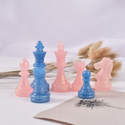 DIY crystal dropper resin gypsum mirror international chess silicone mold three-dimensional chess board grinding tool