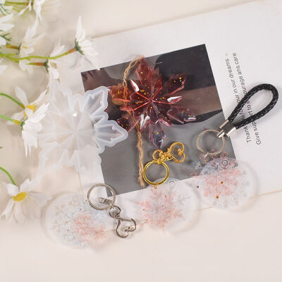 DIY Resin Mirror Diamond Snowflake Pendant Hanging Christmas Snowflake Buckle Silicone Mold