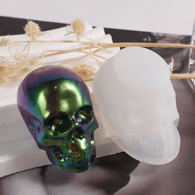 DIY dropper candle, small skull keychain pendant, Halloween skull ornament, silicone mold