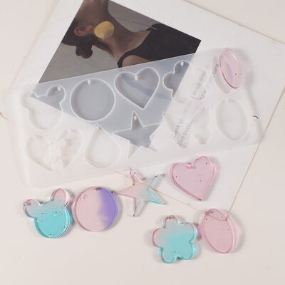 DIY Crystal Dropping Resin Mirror Love Splicing Bear Head Pentagram Butterfly Elliptical Pendant Silicone Mold