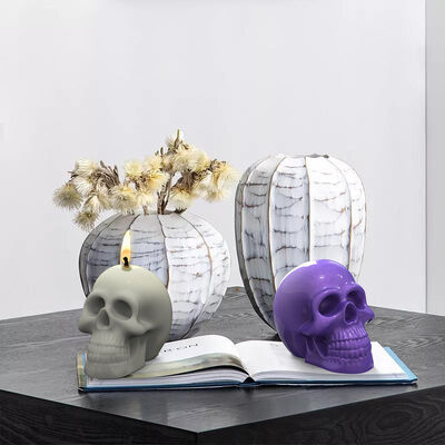 DIY crystal dropper mold, buck tooth skull ornament, table decoration, silicone mold, spot wholesale