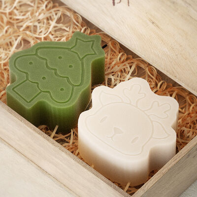 DIY Drip Glue Matte Elk Snowman Old Man Bell Christmas Tree Aromatherapy Gypsum Candle Pendant Silicone Mold