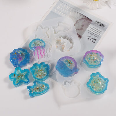 Drip glue marine animal quicksand pendant silicone mold DIY starfish shell jellyfish keychain pendant