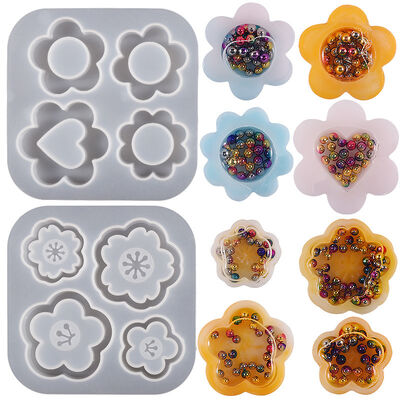 Crystal Drip Glue DIY Flowing Sand Keychain Pendant Grinding Heart Hollow Flower Pendant Silicone Mold