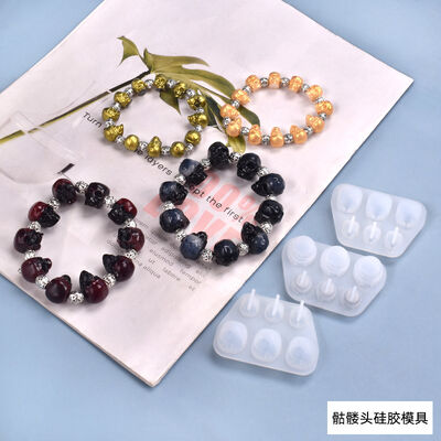 DIY Crystal Dropping Gel Mold Pirate Civilian Gentleman Skull Head Bracelet Jewelry Silicone Mold