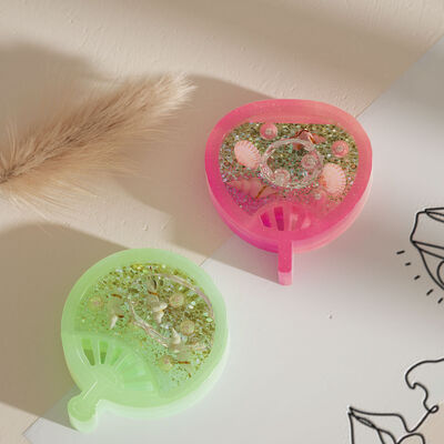 DIY Crystal Dropping Resin Hand Pendant, Multiple Fans, Flowing Sand Pendant, Keychain, Silicone Mold