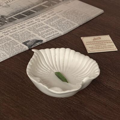 Muelle de silicona de plato popular de frontera DIY aromaterapia bandeja de hojas de resina ornamento de yeso