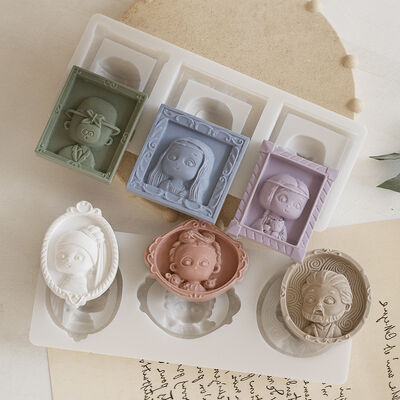 DIY dropper resin relief semi three-dimensional portrait refrigerator sticker aromatherapy gypsum hanging silicone mold