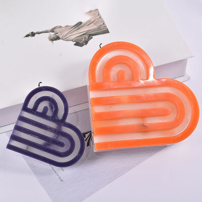 Dropping glue ins style heart-shaped door candle mold heart-shaped coaster Valentine's Day arch decoration silicone mold