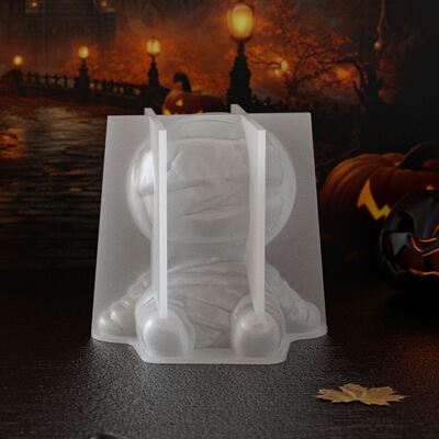 Aromatherapy gypsum funny puppet human jewelry silicone mold DIY candle Halloween ornament drip glue mold