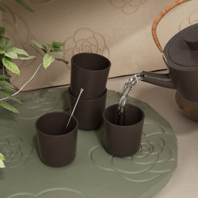 DIY epoxy resin camellia tray drip glue grinder, long square square circular gypsum table, coaster, silicone rubber
