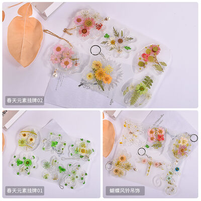 DIY Easter Drop Gel Gecko Insect Pendant Hanging Silicone Mold Clover Mushroom Flower Grinding