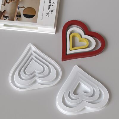 Aromatherapy gypsum hollow heart silicone mold DIY stacked heart-shaped resin table drip mold