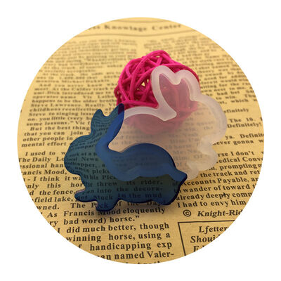 Crystal Drip Glue Small Animal Pendant Silicone Mold DIY Handmade Jewelry Whale White Rabbit Hedgehog Cute Cat Pendant