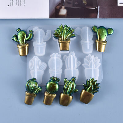 DIY Crystal Dropped Cactus Pendant Mold, 3D Cactus Refrigerator Patch Decoration Silicone Mold
