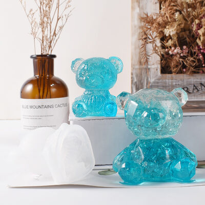 Diamond Bear Ice Grid Silicone Mold DIY Cutting Surface Stereoscopic Geometry Bear Candle Pendant Dropping Grinding Tool
