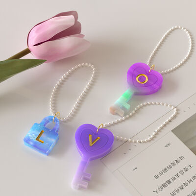 DIY Crystal Dropping Resin 26 English Love Key Lock Pendant Jewelry Bracelet Silicone Mold