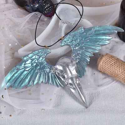 Dropping Glue DIY Mold Crow Skull Skeleton Gothic Style Pendant Eagle Spreading Wings Ornament Silicone Mold