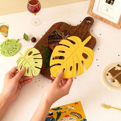 INS-style Leaf-shaped Cup Coaster Silicone Mold DIY Aromatic Resin Turtle Back Leaf Hollow Desktop Drip Mold