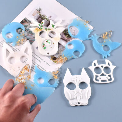 DIY Crystal Dropper Molds, Multiple Animal Fist Buckles, Defense Ornaments, Silicone Molds, Spot Wholesale