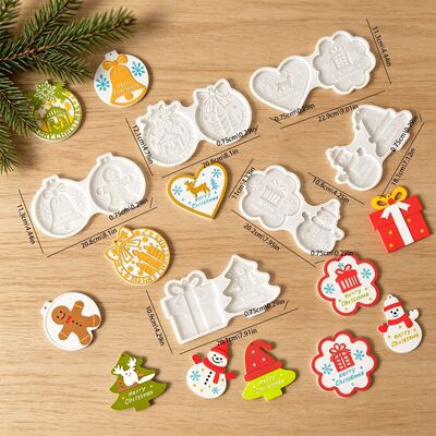 DIY Two Snowman Gingerbread Man Christmas Tree Gift Box Bell Hat Christmas Hanging Silicone Mold
