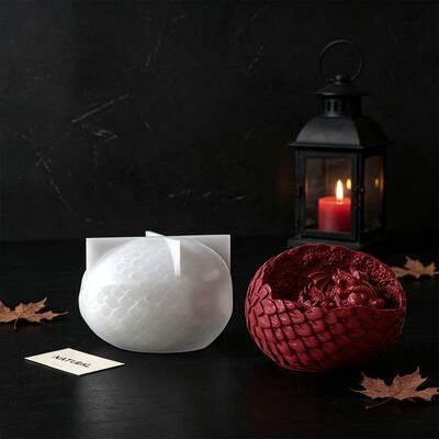 DIY Dinosaur Egg Candle Mold Dinosaur Baby Shell Breaking Tyrannosaurus Candle Gypsum Silicone Mold