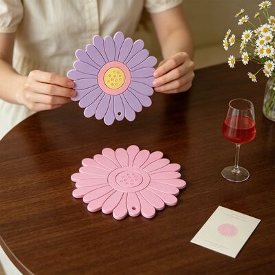 Silicone Mold For Large, Medium, And Small Flower Coasters With Holes, As Well As Daisy Tabletop Aroma Plaster Mold With Epoxy Dripping