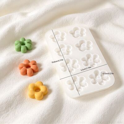 Hollow Out Chubby Flower Pendant Silicone Mold With Eight Pieces Of Soft And Cute Thick Petal Hanging Decoration, Drip Glue Hand Decoration Mold